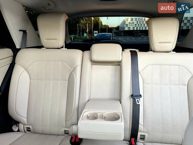 Белый Мерседес ГЛЕ-Класс, объемом двигателя 3.5 л и пробегом 122 тыс. км за 29900 $, фото 47 на Automoto.ua