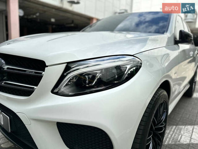 Белый Мерседес ГЛЕ-Класс, объемом двигателя 3 л и пробегом 81 тыс. км за 33000 $, фото 27 на Automoto.ua