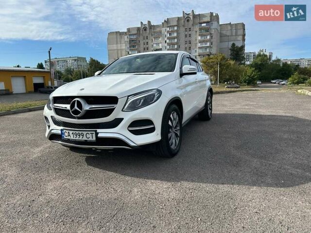 Белый Мерседес ГЛЕ-Класс, объемом двигателя 2.99 л и пробегом 150 тыс. км за 46000 $, фото 3 на Automoto.ua