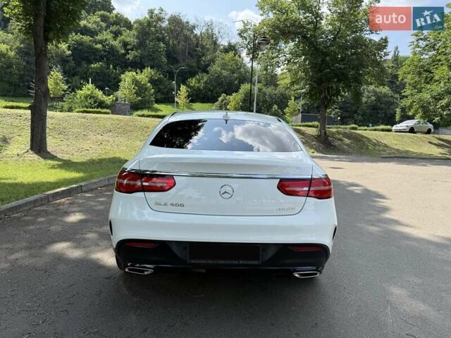 Белый Мерседес ГЛЕ-Класс, объемом двигателя 3 л и пробегом 69 тыс. км за 54900 $, фото 7 на Automoto.ua