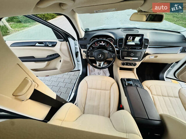 Белый Мерседес ГЛЕ-Класс, объемом двигателя 3 л и пробегом 76 тыс. км за 33300 $, фото 33 на Automoto.ua