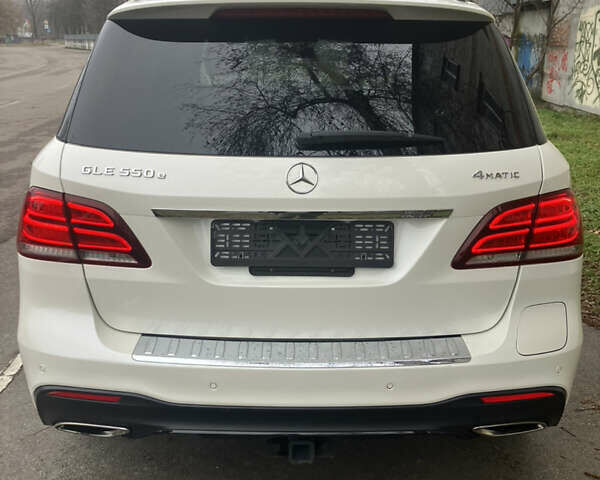 Белый Мерседес ГЛЕ-Класс, объемом двигателя 3 л и пробегом 160 тыс. км за 38000 $, фото 25 на Automoto.ua
