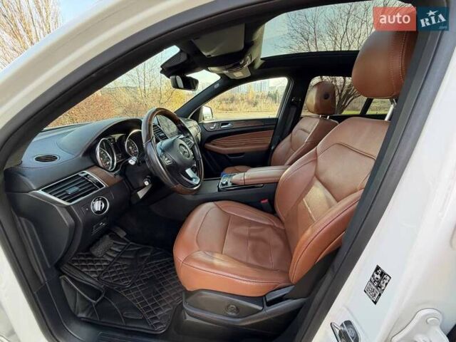 Білий Мерседес ГЛЕ-Клас, об'ємом двигуна 3 л та пробігом 153 тис. км за 39500 $, фото 35 на Automoto.ua