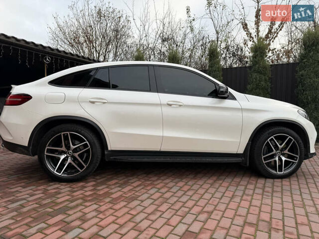 Білий Мерседес ГЛЕ-Клас, об'ємом двигуна 3 л та пробігом 115 тис. км за 46000 $, фото 7 на Automoto.ua