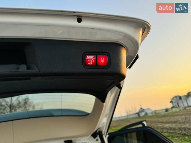 Белый Мерседес ГЛЕ-Класс, объемом двигателя 3 л и пробегом 76 тыс. км за 33300 $, фото 59 на Automoto.ua