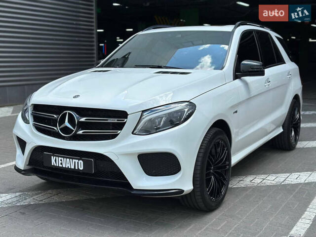 Белый Мерседес ГЛЕ-Класс, объемом двигателя 3 л и пробегом 81 тыс. км за 33000 $, фото 2 на Automoto.ua