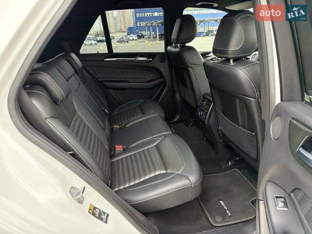 Білий Мерседес ГЛЕ-Клас, об'ємом двигуна 2.14 л та пробігом 142 тис. км за 37700 $, фото 19 на Automoto.ua