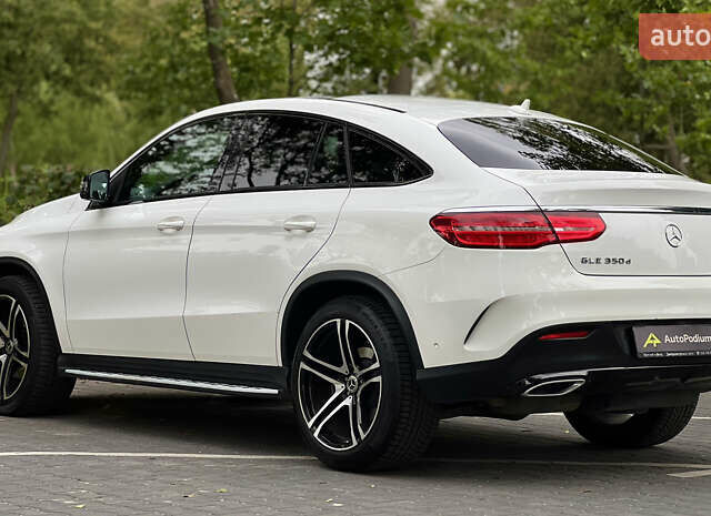 Белый Мерседес ГЛЕ-Класс, объемом двигателя 3 л и пробегом 127 тыс. км за 40999 $, фото 12 на Automoto.ua