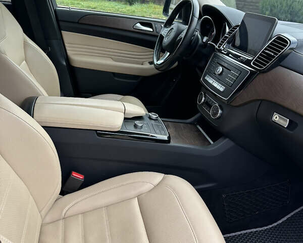 Белый Мерседес ГЛЕ-Класс, объемом двигателя 2.99 л и пробегом 65 тыс. км за 55000 $, фото 13 на Automoto.ua