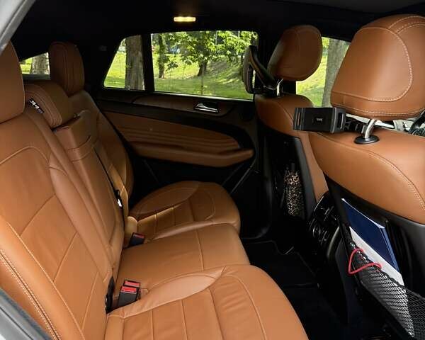 Белый Мерседес ГЛЕ-Класс, объемом двигателя 3 л и пробегом 69 тыс. км за 54900 $, фото 9 на Automoto.ua