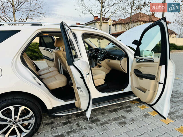 Белый Мерседес ГЛЕ-Класс, объемом двигателя 3 л и пробегом 76 тыс. км за 33300 $, фото 40 на Automoto.ua