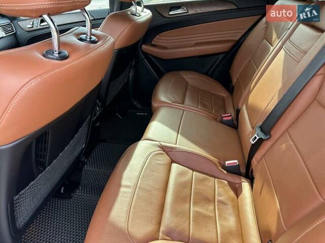 Белый Мерседес ГЛЕ-Класс, объемом двигателя 2.99 л и пробегом 150 тыс. км за 46000 $, фото 17 на Automoto.ua