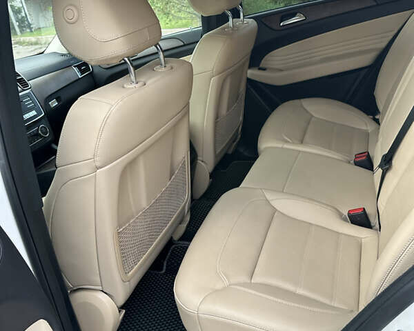 Белый Мерседес ГЛЕ-Класс, объемом двигателя 2.99 л и пробегом 65 тыс. км за 55000 $, фото 7 на Automoto.ua