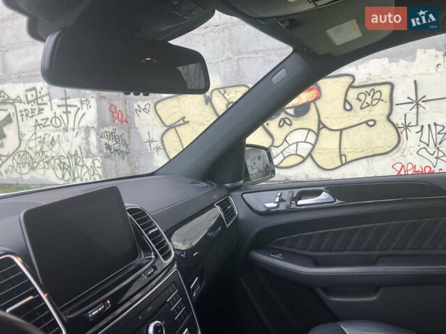 Белый Мерседес ГЛЕ-Класс, объемом двигателя 3 л и пробегом 160 тыс. км за 38000 $, фото 16 на Automoto.ua