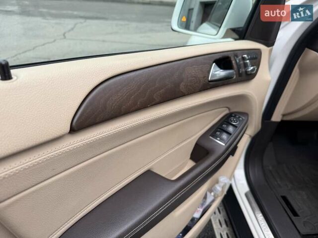 Білий Мерседес ГЛЕ-Клас, об'ємом двигуна 2.99 л та пробігом 156 тис. км за 44999 $, фото 11 на Automoto.ua