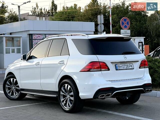 Белый Мерседес ГЛЕ-Класс, объемом двигателя 3.5 л и пробегом 122 тыс. км за 29900 $, фото 19 на Automoto.ua