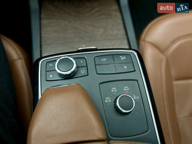 Белый Мерседес ГЛЕ-Класс, объемом двигателя 3 л и пробегом 127 тыс. км за 40999 $, фото 45 на Automoto.ua