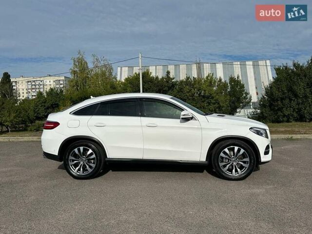 Белый Мерседес ГЛЕ-Класс, объемом двигателя 2.99 л и пробегом 150 тыс. км за 46000 $, фото 7 на Automoto.ua