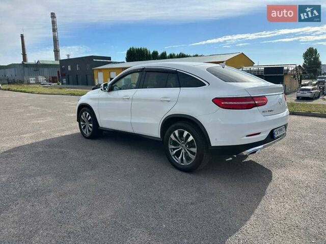 Белый Мерседес ГЛЕ-Класс, объемом двигателя 2.99 л и пробегом 150 тыс. км за 46000 $, фото 13 на Automoto.ua