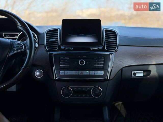 Білий Мерседес ГЛЕ-Клас, об'ємом двигуна 3 л та пробігом 153 тис. км за 39500 $, фото 49 на Automoto.ua