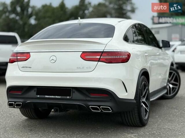 Белый Мерседес ГЛЕ-Класс, объемом двигателя 3 л и пробегом 84 тыс. км за 44500 $, фото 3 на Automoto.ua