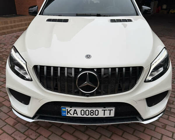 Білий Мерседес ГЛЕ-Клас, об'ємом двигуна 3 л та пробігом 115 тис. км за 46000 $, фото 32 на Automoto.ua