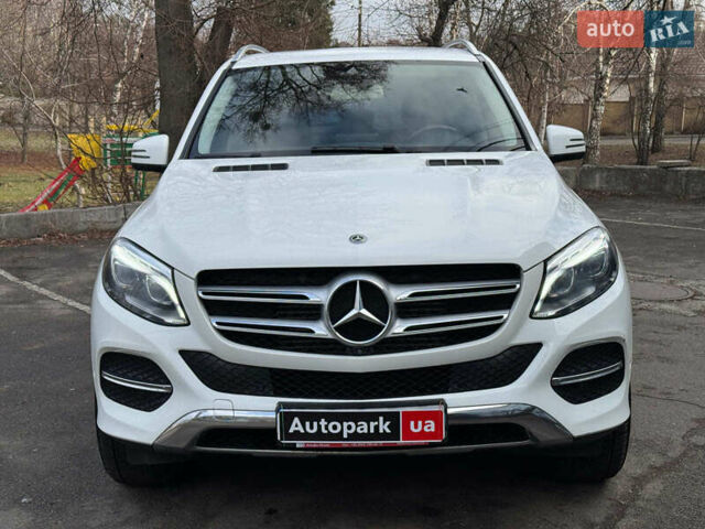 Белый Мерседес ГЛЕ-Класс, объемом двигателя 2.1 л и пробегом 110 тыс. км за 36640 $, фото 3 на Automoto.ua
