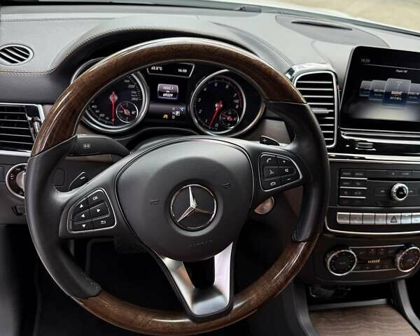 Белый Мерседес ГЛЕ-Класс, объемом двигателя 3 л и пробегом 69 тыс. км за 54900 $, фото 13 на Automoto.ua