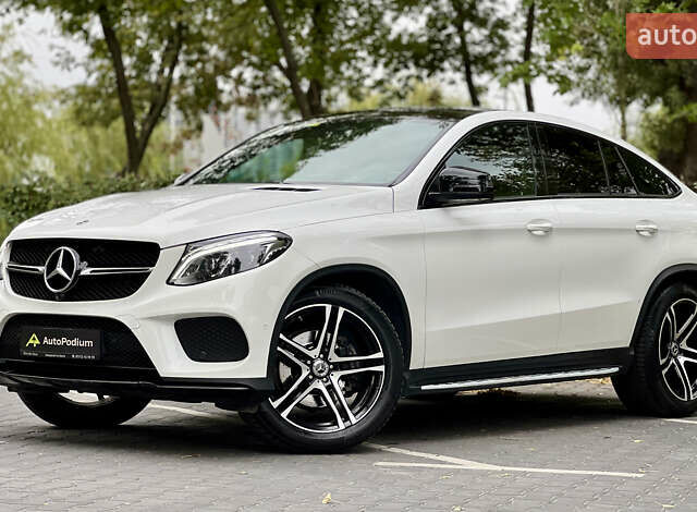 Белый Мерседес ГЛЕ-Класс, объемом двигателя 3 л и пробегом 127 тыс. км за 40999 $, фото 1 на Automoto.ua
