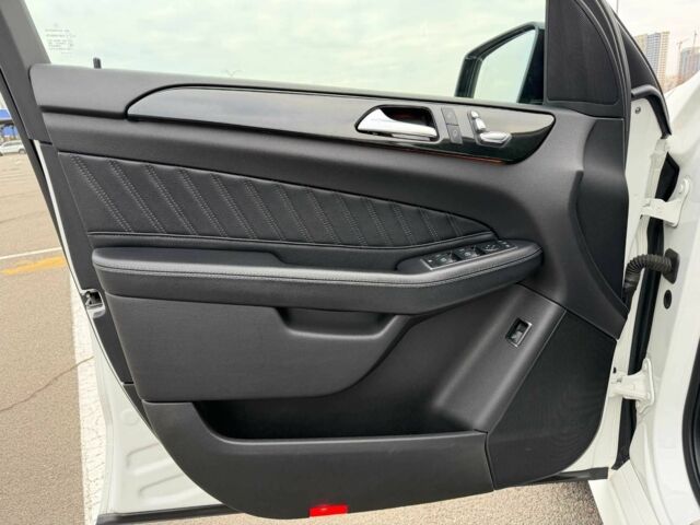 Білий Мерседес ГЛЕ-Клас, об'ємом двигуна 2.1 л та пробігом 142 тис. км за 37700 $, фото 12 на Automoto.ua