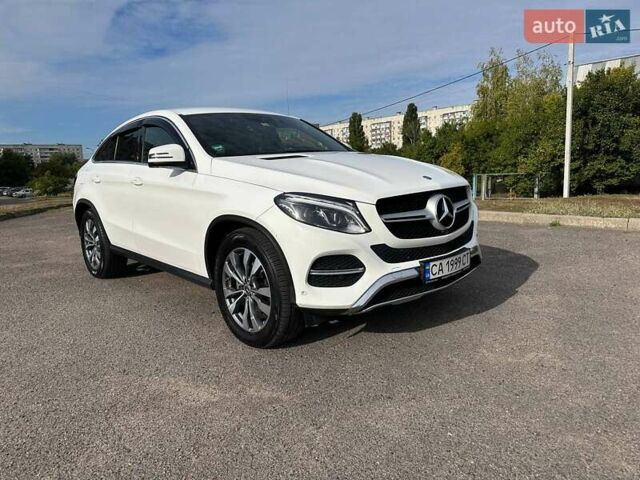 Белый Мерседес ГЛЕ-Класс, объемом двигателя 2.99 л и пробегом 150 тыс. км за 46000 $, фото 4 на Automoto.ua