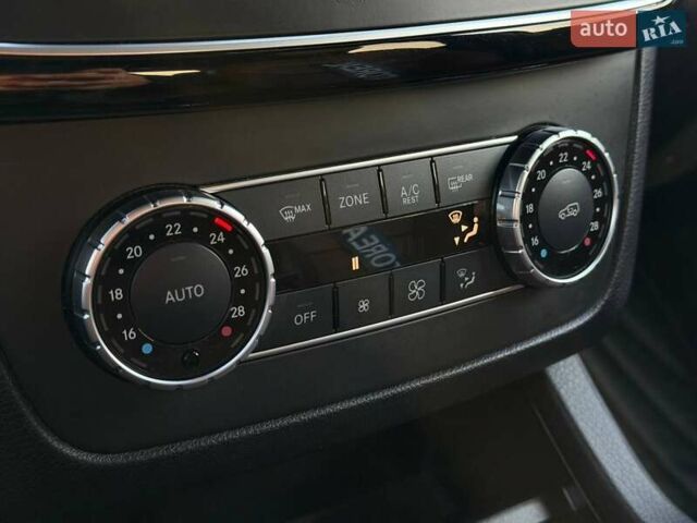 Білий Мерседес ГЛЕ-Клас, об'ємом двигуна 3 л та пробігом 153 тис. км за 39500 $, фото 69 на Automoto.ua