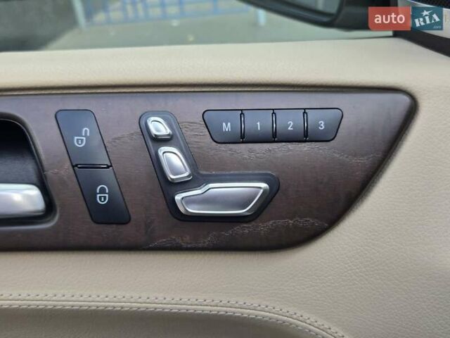 Белый Мерседес ГЛЕ-Класс, объемом двигателя 3 л и пробегом 147 тыс. км за 38500 $, фото 17 на Automoto.ua