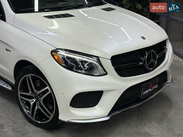Білий Мерседес ГЛЕ-Клас, об'ємом двигуна 3 л та пробігом 82 тис. км за 40900 $, фото 2 на Automoto.ua