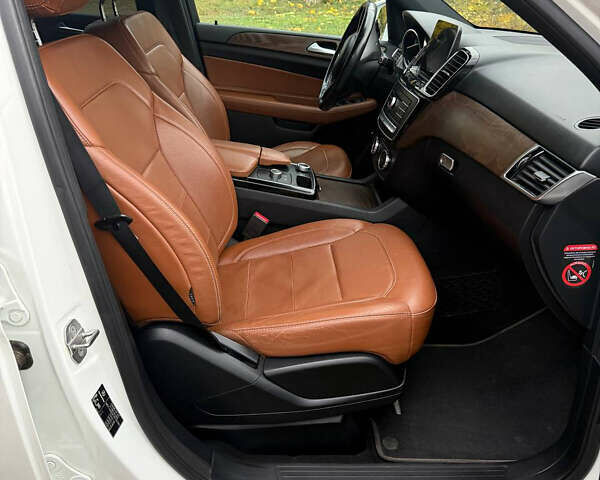 Белый Мерседес ГЛЕ-Класс, объемом двигателя 2.14 л и пробегом 105 тыс. км за 33500 $, фото 13 на Automoto.ua