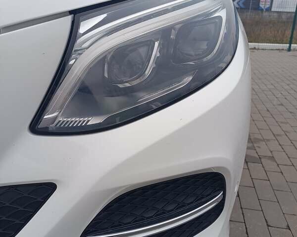 Белый Мерседес ГЛЕ-Класс, объемом двигателя 2.14 л и пробегом 150 тыс. км за 38500 $, фото 11 на Automoto.ua