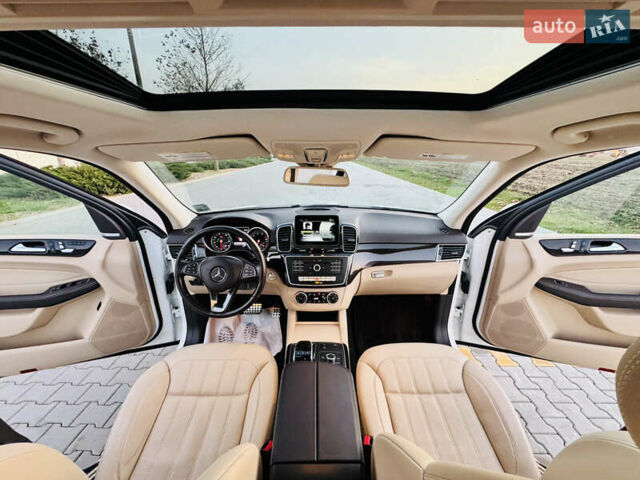 Белый Мерседес ГЛЕ-Класс, объемом двигателя 3 л и пробегом 76 тыс. км за 33300 $, фото 19 на Automoto.ua