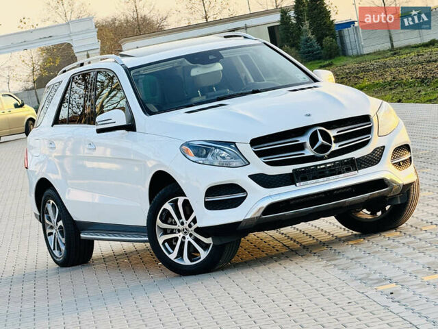 Белый Мерседес ГЛЕ-Класс, объемом двигателя 3 л и пробегом 76 тыс. км за 33300 $, фото 2 на Automoto.ua