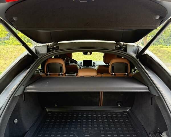 Белый Мерседес ГЛЕ-Класс, объемом двигателя 3 л и пробегом 69 тыс. км за 54900 $, фото 10 на Automoto.ua