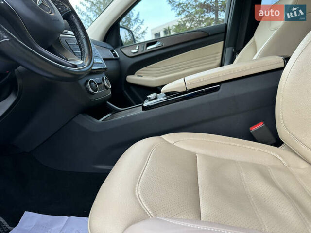 Белый Мерседес ГЛЕ-Класс, объемом двигателя 2.99 л и пробегом 65 тыс. км за 55000 $, фото 10 на Automoto.ua