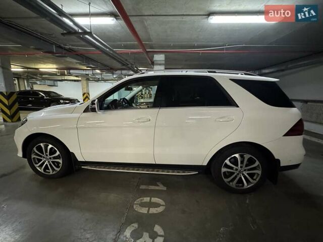 Білий Мерседес ГЛЕ-Клас, об'ємом двигуна 2.99 л та пробігом 156 тис. км за 44999 $, фото 63 на Automoto.ua