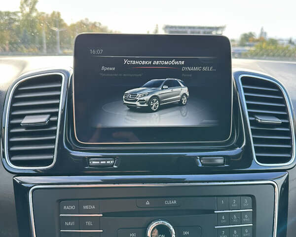 Мерседес ГЛЕ-Класс 2018 в Харькове на Automoto.ua Белый Мерседес ГЛЕ-Класс, объемом двигателя 2.14 л и пробегом 94 тыс. км за 38000 $, фото 17 на Automoto.ua