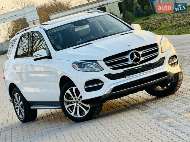 Белый Мерседес ГЛЕ-Класс, объемом двигателя 3 л и пробегом 76 тыс. км за 33300 $, фото 1 на Automoto.ua