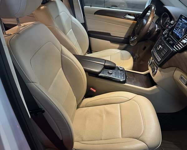 Білий Мерседес ГЛЕ-Клас, об'ємом двигуна 2.99 л та пробігом 156 тис. км за 44999 $, фото 47 на Automoto.ua