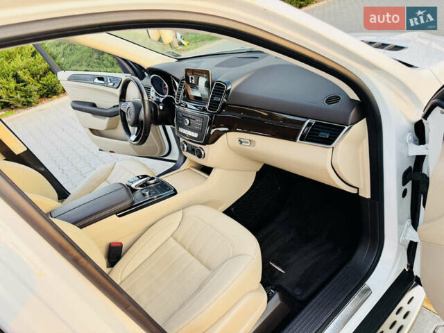 Белый Мерседес ГЛЕ-Класс, объемом двигателя 3 л и пробегом 76 тыс. км за 33300 $, фото 29 на Automoto.ua