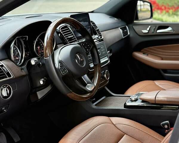 Белый Мерседес ГЛЕ-Класс, объемом двигателя 3 л и пробегом 69 тыс. км за 54900 $, фото 12 на Automoto.ua