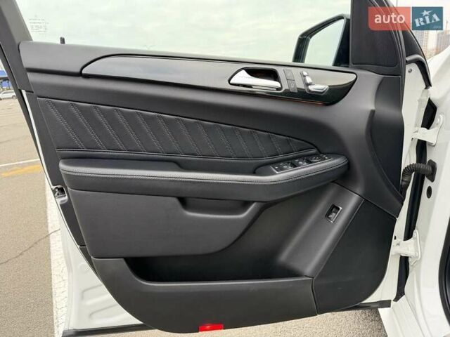 Білий Мерседес ГЛЕ-Клас, об'ємом двигуна 2.14 л та пробігом 142 тис. км за 37700 $, фото 12 на Automoto.ua