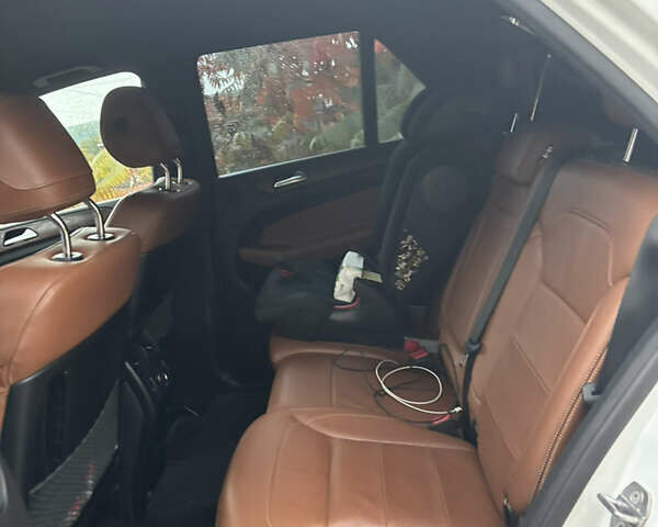 Белый Мерседес ГЛЕ-Класс, объемом двигателя 2.14 л и пробегом 105 тыс. км за 33500 $, фото 21 на Automoto.ua