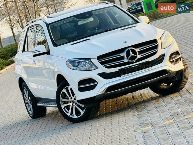 Белый Мерседес ГЛЕ-Класс, объемом двигателя 3 л и пробегом 76 тыс. км за 33300 $, фото 81 на Automoto.ua