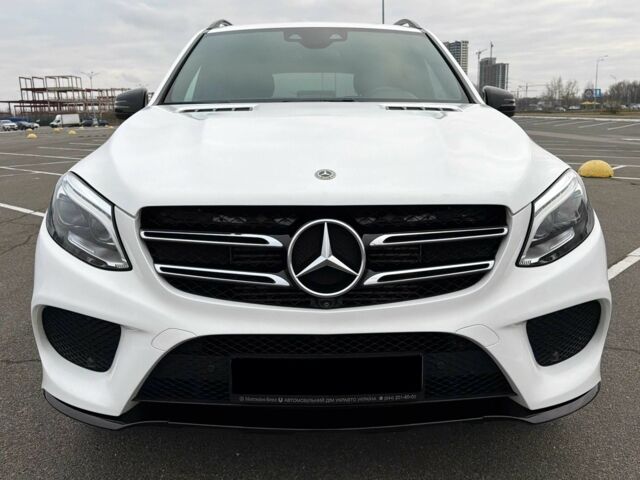 Білий Мерседес ГЛЕ-Клас, об'ємом двигуна 2.1 л та пробігом 142 тис. км за 37700 $, фото 4 на Automoto.ua